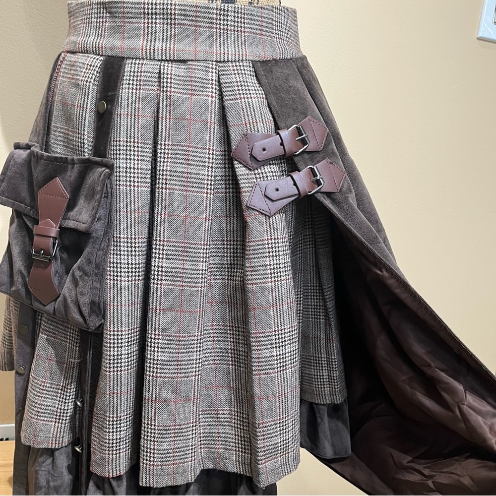 Brown Plaid Steampunk Buckle Asymmetric Utility Skirt - Picture 9 of 12